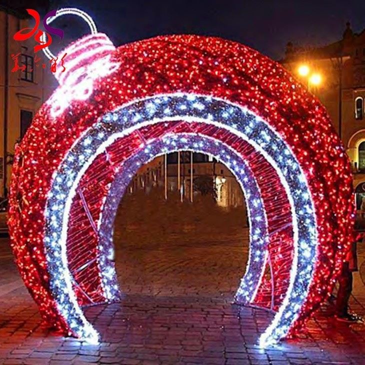 Illuminate Your Garden With Motif Light Large LED Ball Lights - Perfect Outdoor Christmas Decoration!